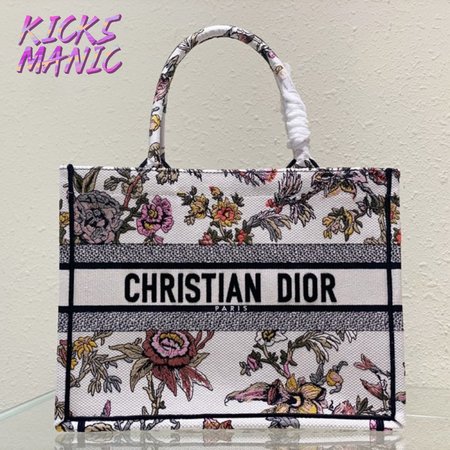 Dior Medium Dior Tote Bag Embroidered