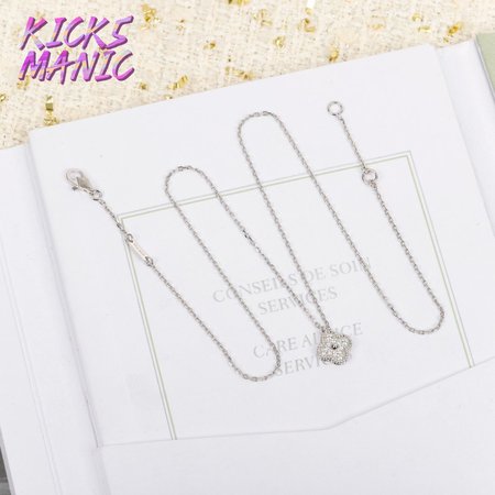 Van Cleef & Arpels 18k White Gold Diamond Pure Alhambra Necklace