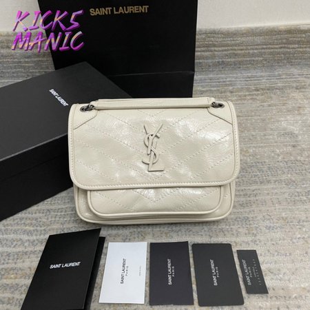 Saint Lauren Niki Baby Leather Shoulder Bag In Crema Soft