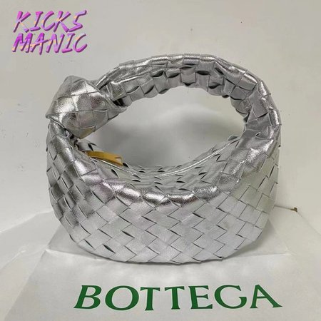 Bottega Veneta Jodie Teen Knotted Intrecciato Mirrored-Leather Tote