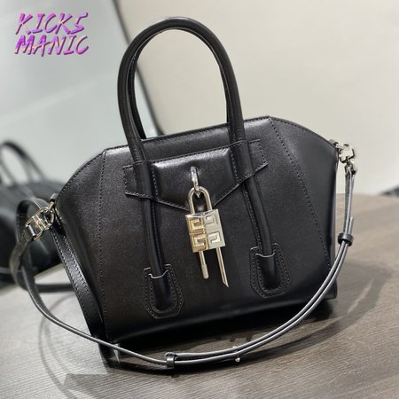 Givenchy Antigona BB50J0B00D-001