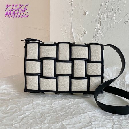 Bottega Veneta Padded Cassette Natural/black 19811