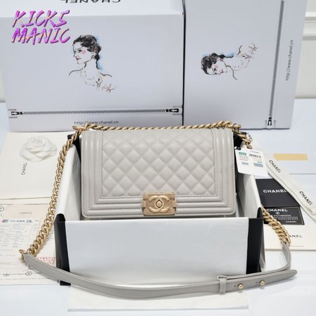 Chanel Boy 67086