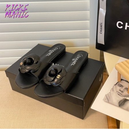 Chanel Slippers Camellia Black 35-40