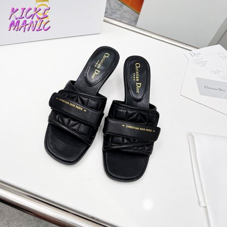 Dio(r)evolution Heeled Slide Black Quilted Cannage Calfskin 35-40